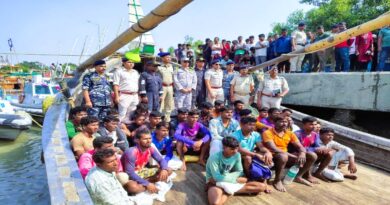 আটক ২৪ বাংলাদেশী মৎসজীবী