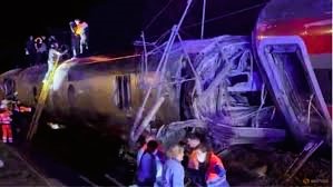 স্পেনে মৃত অন্তত ২১! লাইনচ্যুত হয়ে ট্রেন উঠে গেল পাশের ট্র্যাকে, মুখোমুখি সংঘর্ষ দুই ট্রেনের