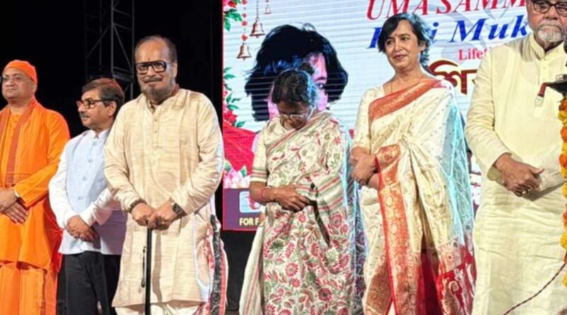Taslima Nasrin